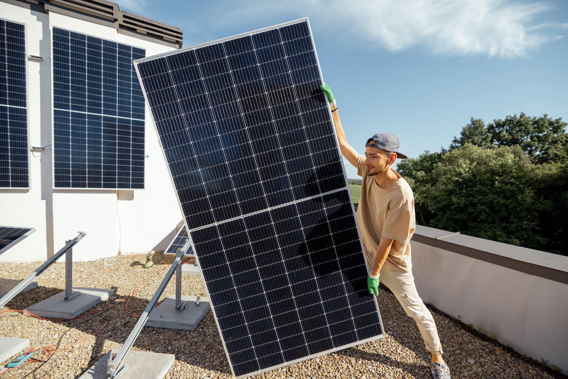 Que peuton alimenter avec un panneau solaire 500W