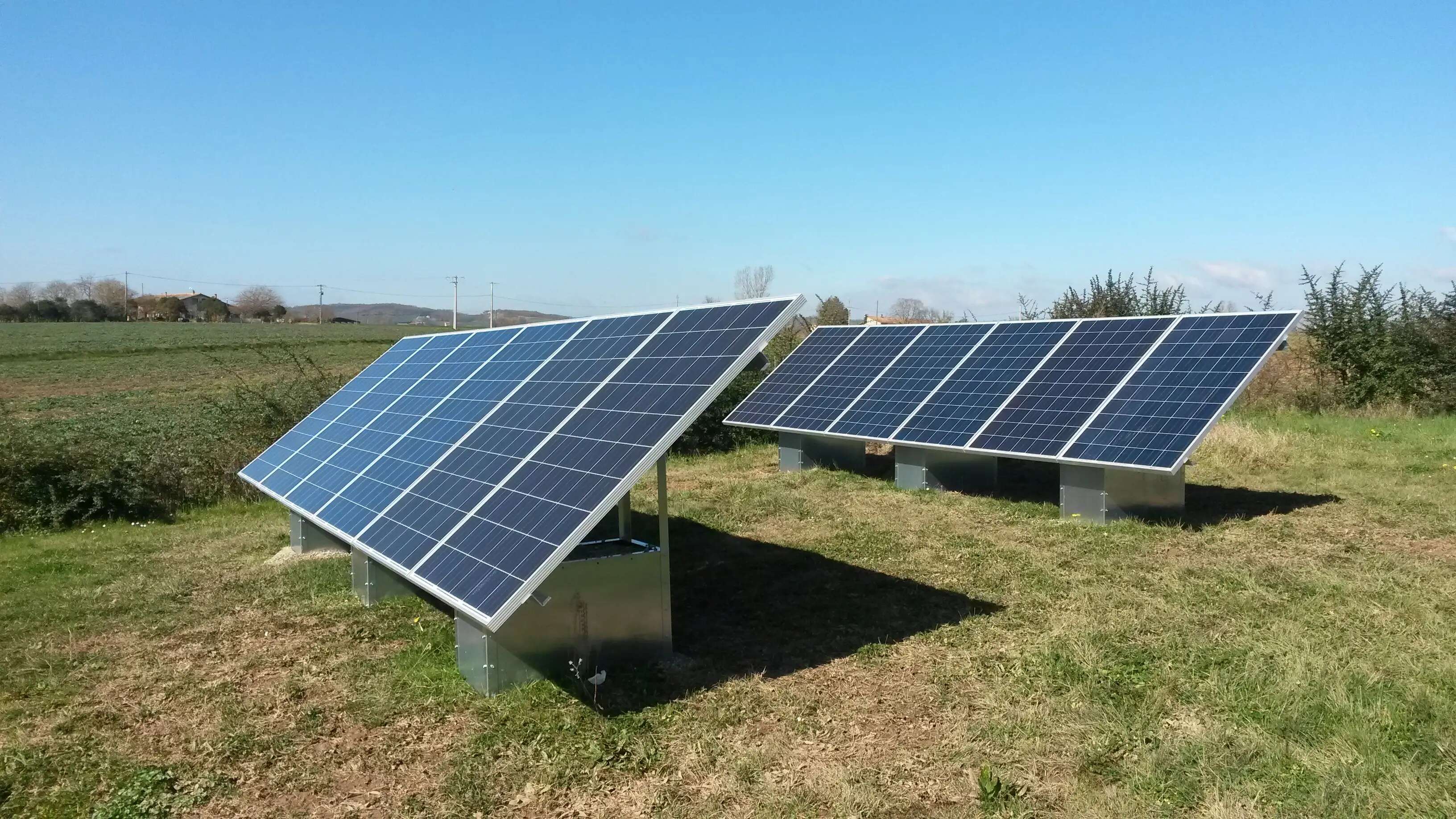 Fixation de panneaux solaires au sol - GSE Ground System 2