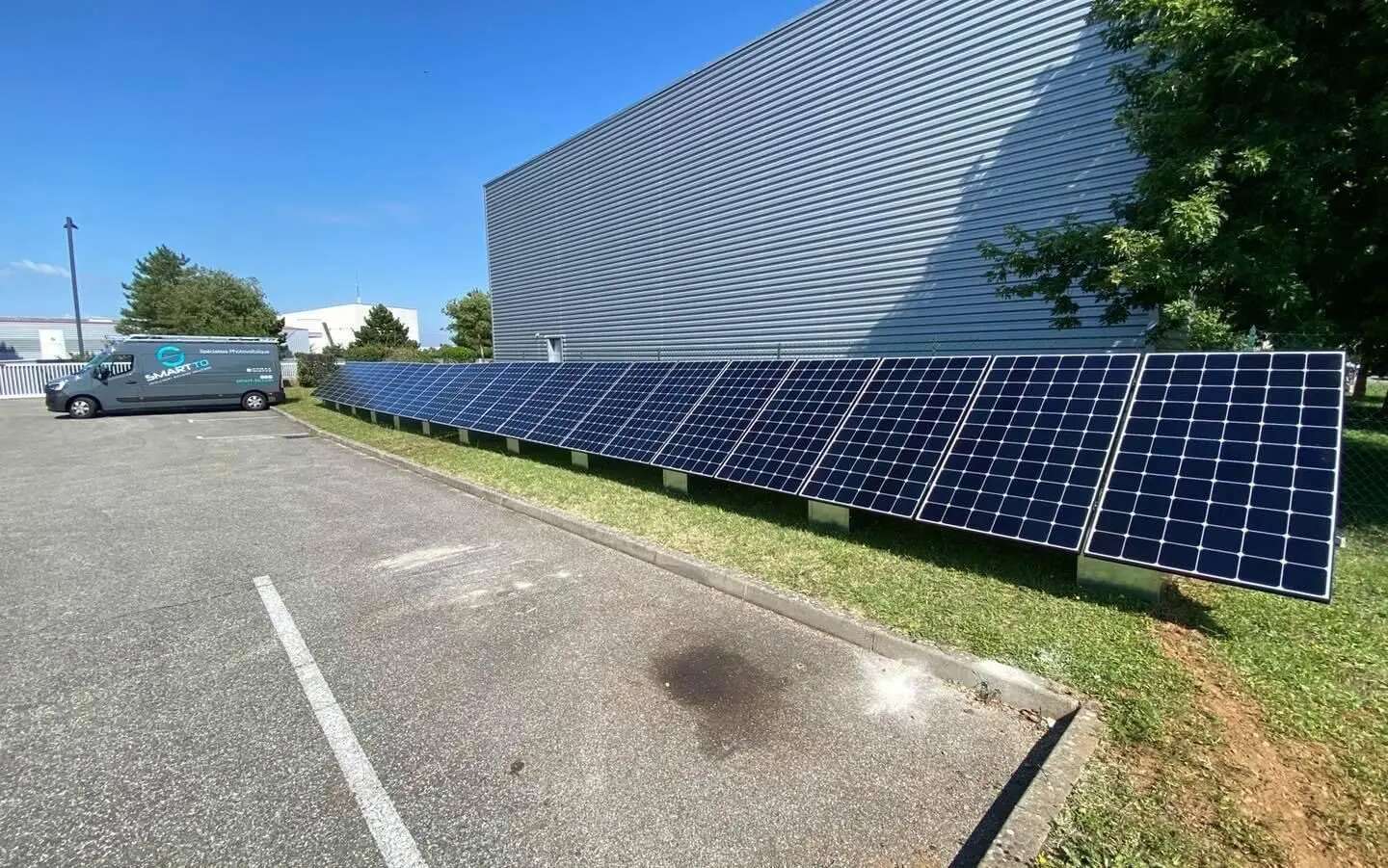 Fixation de panneaux solaires au sol - GSE Ground System 2